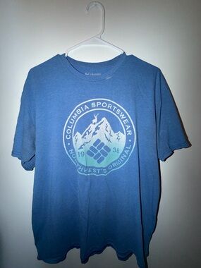 Columbia Men's Blue Mountain Logo Short Sleeve Tee